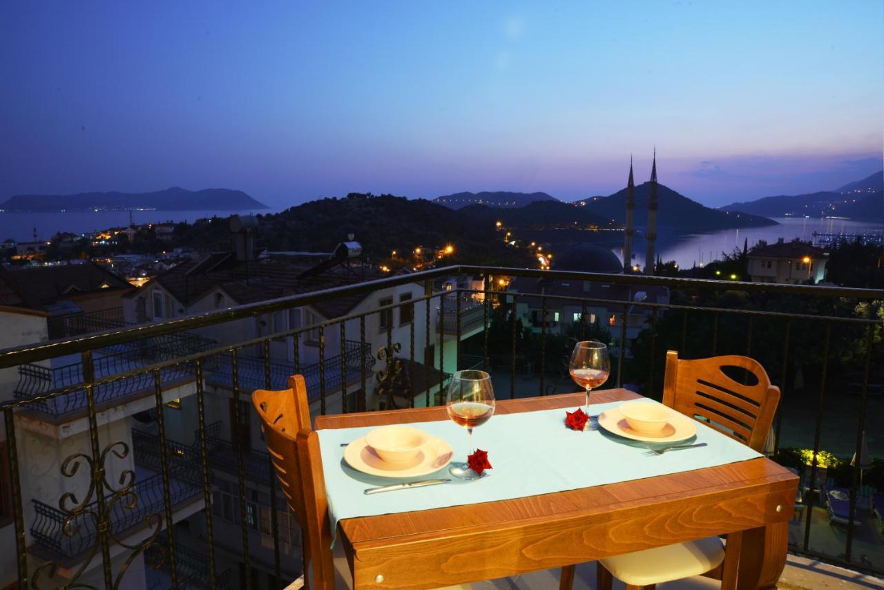 Tugce Apartments Kaş Luaran gambar